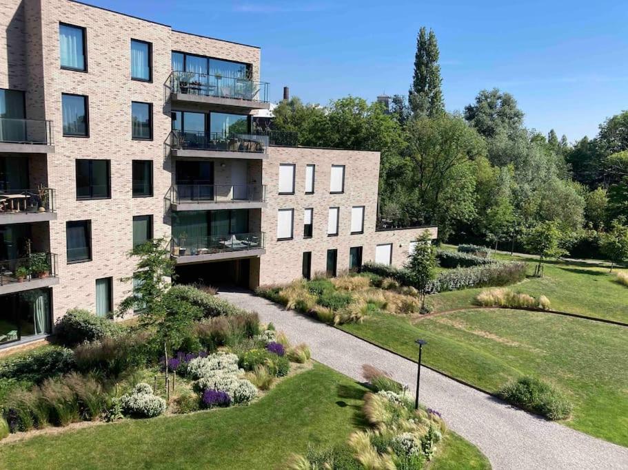 Cozy Two Bedroom Apartment Near City Centre Gent Εξωτερικό φωτογραφία